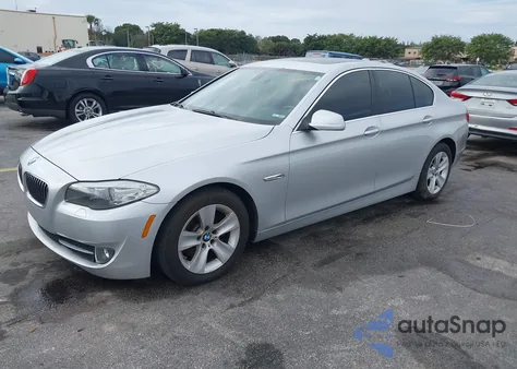 2011 BMW 528I z USA, uszkodzony, nr VIN WBAFR1C58BC672710